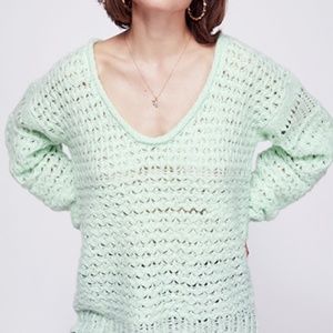 FREE PEOPLE Womens MINT Oversize SWEATER Large NEW